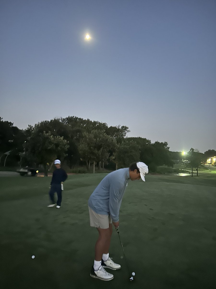 6:40 am under the moon putting practice!
Preparing for Tour 18 on Sept. 16