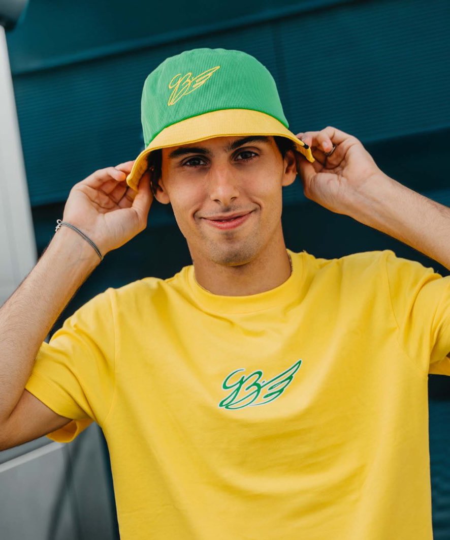 blog_formula1's tweet photo. 🇧🇷 A SAUBER É BRASILEIRA!!! 🇧🇷

E essa nova merch da Sauber, totalmente verde e amarela pro nosso Bortoleto?

EU QUERO É TUDO!!! https://t.co/f8IqYChE9N