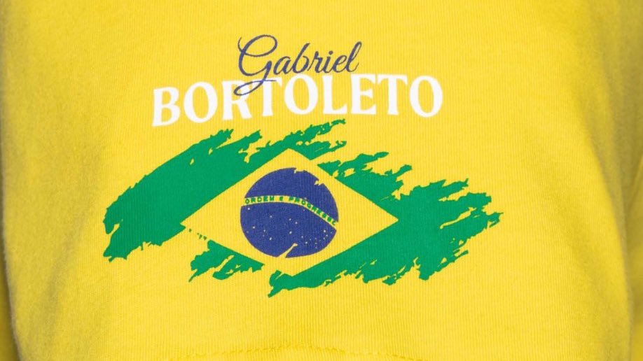 blog_formula1's tweet photo. 🇧🇷 A SAUBER É BRASILEIRA!!! 🇧🇷

E essa nova merch da Sauber, totalmente verde e amarela pro nosso Bortoleto?

EU QUERO É TUDO!!! https://t.co/f8IqYChE9N