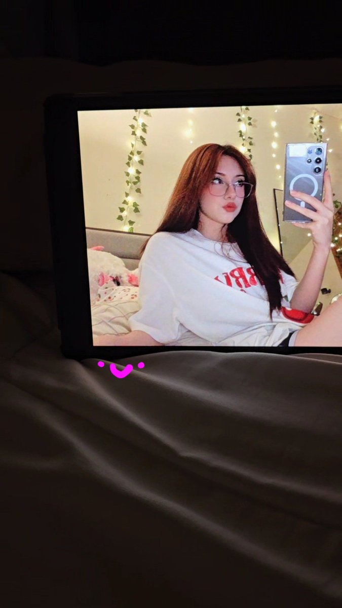 Jaline_Ks's tweet image. Foto ipad 📸