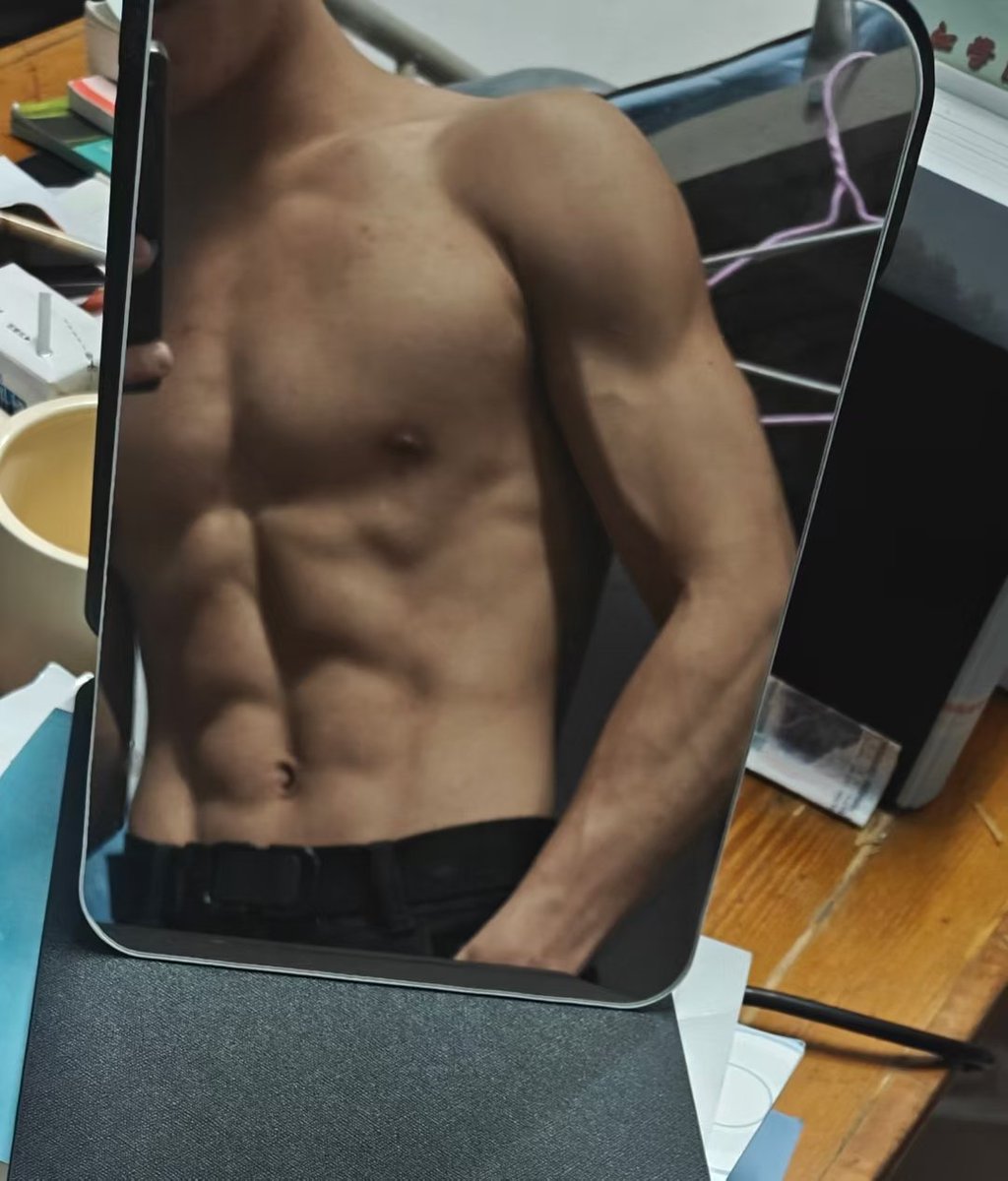 September034715's tweet photo. @CarolThoma54990 九江男大，16cm，田径体育生 https://t.co/X7anyRls0g