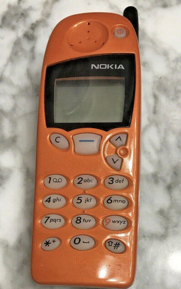 Kap_Niveau's tweet photo. The new iPhone 17 Pro color Orange is just mind-blowing. 🍊📱 Truly innovative. Never seen that before… oh wait.  #AppleEvent https://t.co/7Hvh9uXXoP