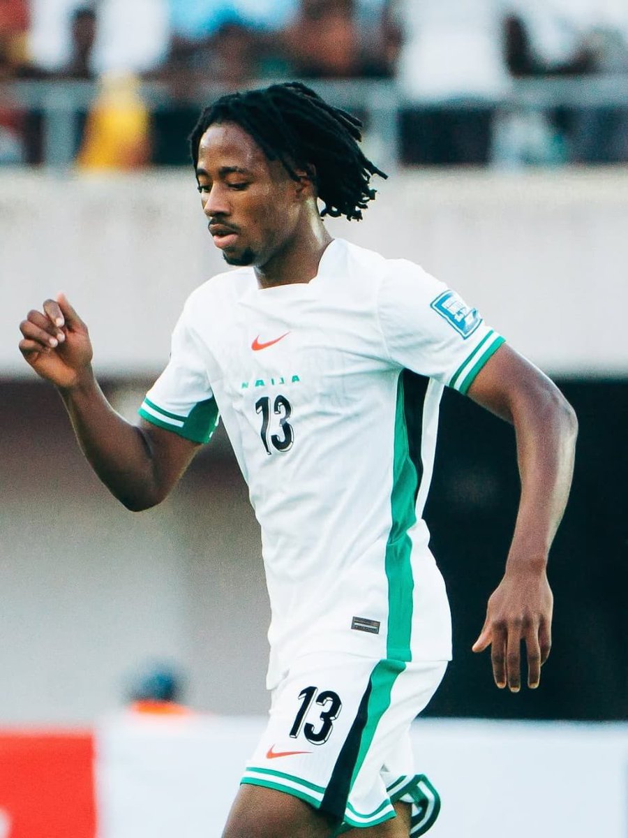 P_Rydaa's tweet image. God bless whoever scout this guy..
Imagine doing this at just 20...👏🏼👏🏼
#supereagles
#fredrickbenjamin
#NoVAR