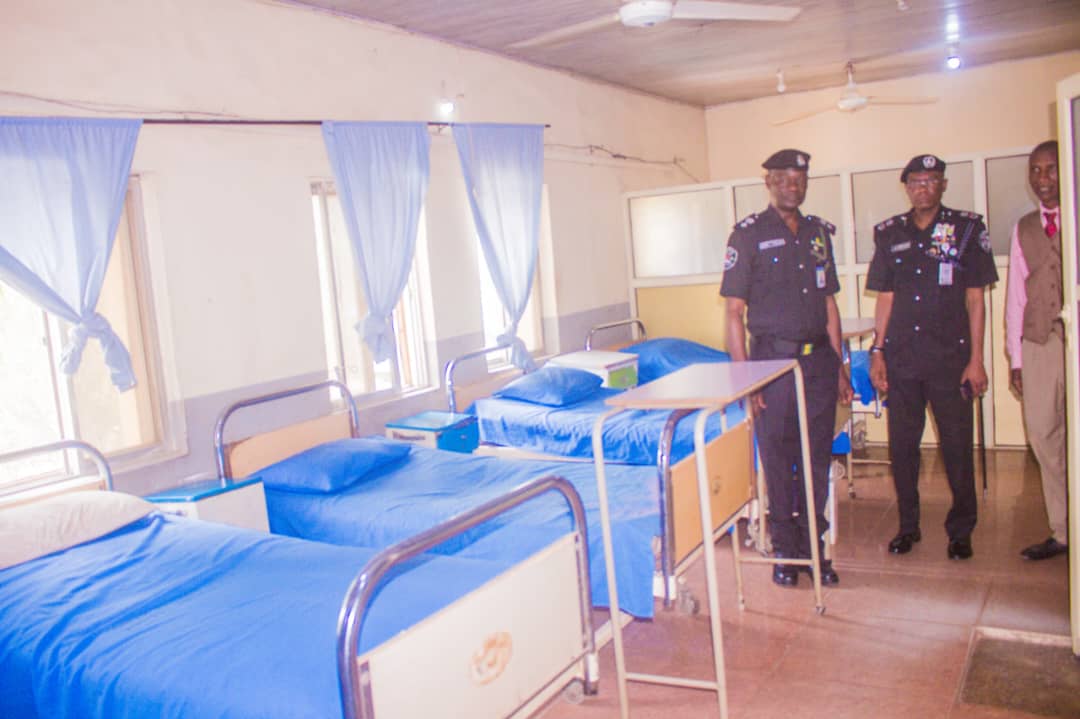KanoPoliceNG's tweet photo. The Kano State Police Command announces the operationalization of its Police Clinic in Bompai, Kano, providing 24/7 quality healthcare services including OPD, Maternity, Laboratory, Dental & Emergency care to the public. #KanoStatePolice #PoliceClinic #PublicHealth https://t.co/7VSDYQBIAR