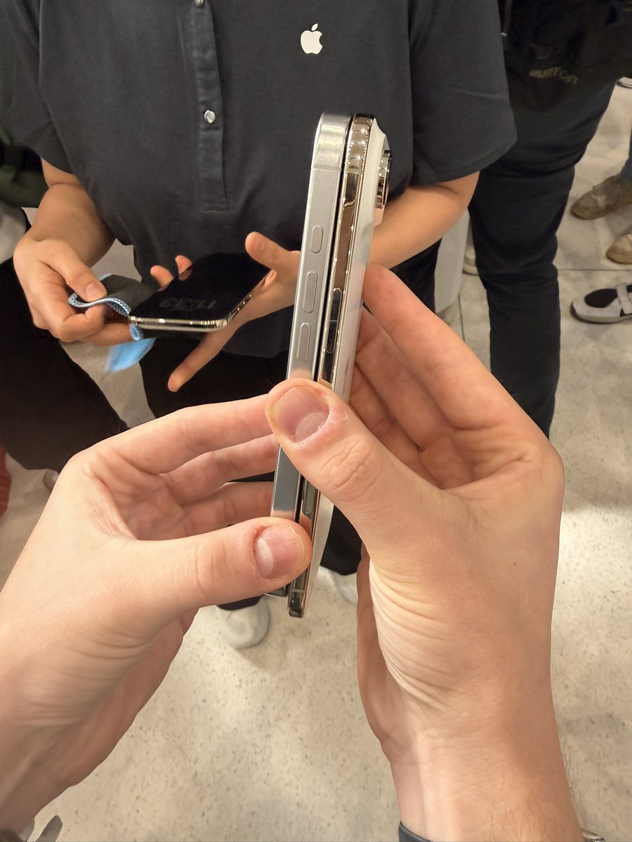 Ben Bajarin tweet media