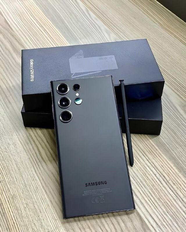 🥈 ESSE BATE DE FRENTE COM QUALQUER IPHONE

Smartphone Samsung Galaxy S24 Ultra 6,8" Galaxy AI 256GB

Por 4.499 no Pix
cutt.ly/frXBWJmk