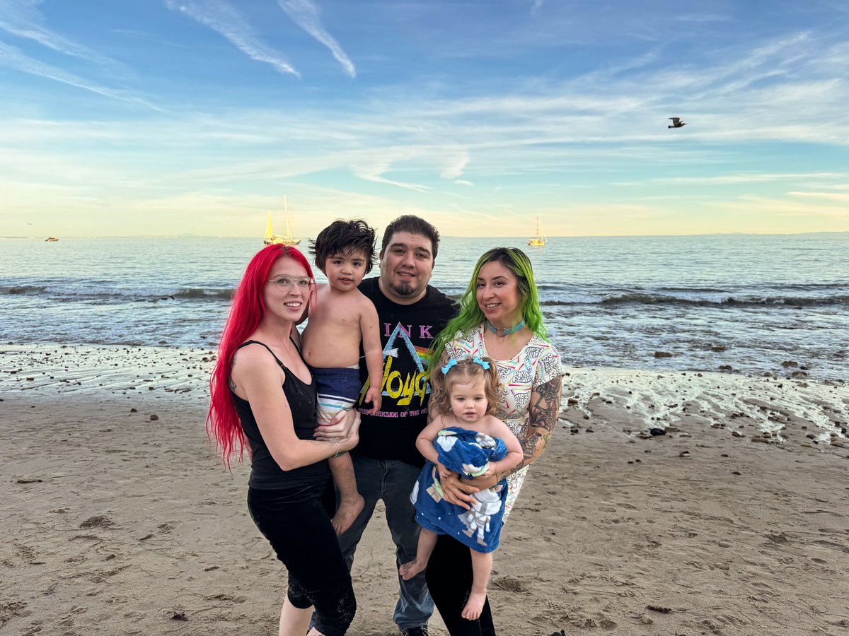 polyam_us's tweet photo. I just published Why Life With Two Wives Isn’t Chaos, It’s Balance https://t.co/Gz9w98fkF4 https://t.co/NLAGh8NNBP
