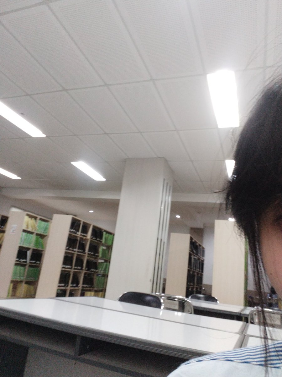 _kkith's tweet image. aku lagi cibuk skripsian (semoga sukses)