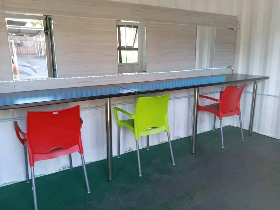 GroupMaphikwana's tweet photo. 6m Conversions - Tuckshop, Basic Office, Salon, Coffee Shop, Storage 
Give us a call &amp; Speak to our Professional Sales Team for more information. Instant Space Solution.
Tel: 064 089 6016 | Email: info@maphikwana-group.co za 
https://t.co/X41Vplzbpf https://t.co/nJdVbkAoac