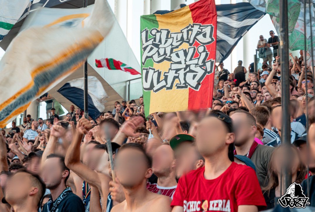 ub87officiel's tweet image. [ Photos] FC Girondins de Bordeaux - O. Saumur FC / 06.09.2025

ultramarines1987.fr/photos/saison-…