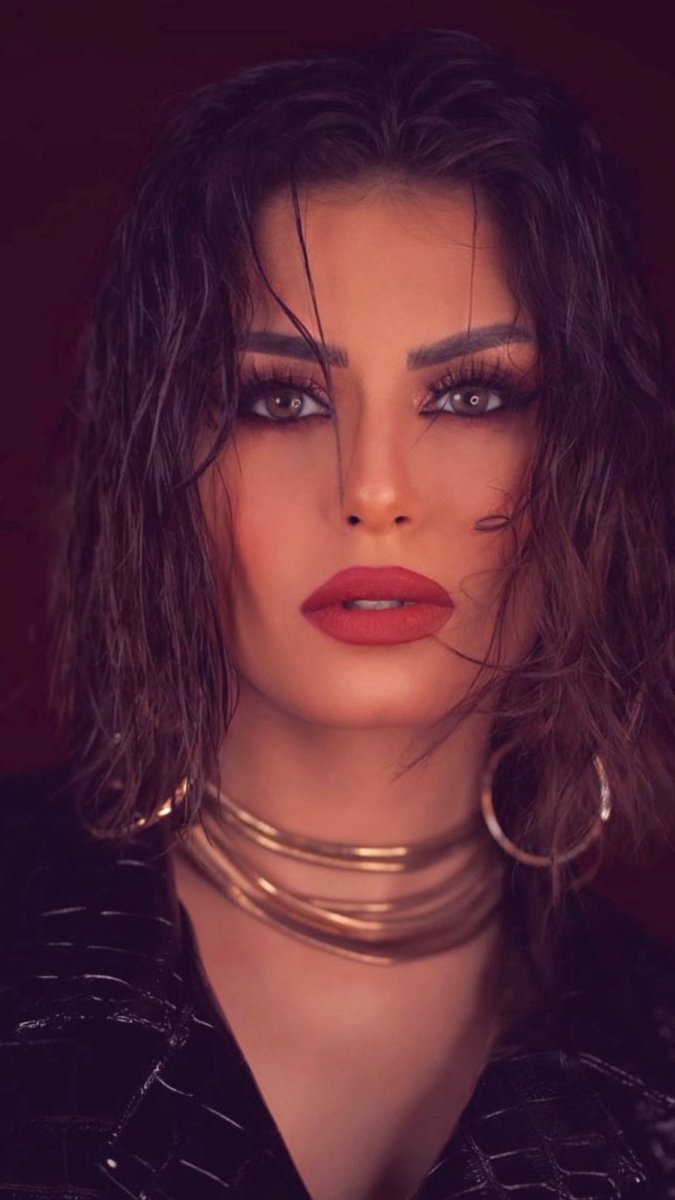 MennaFadali's tweet photo. I am the war that cannot be won🖤♥️🃏 https://t.co/QnOWySuDSG