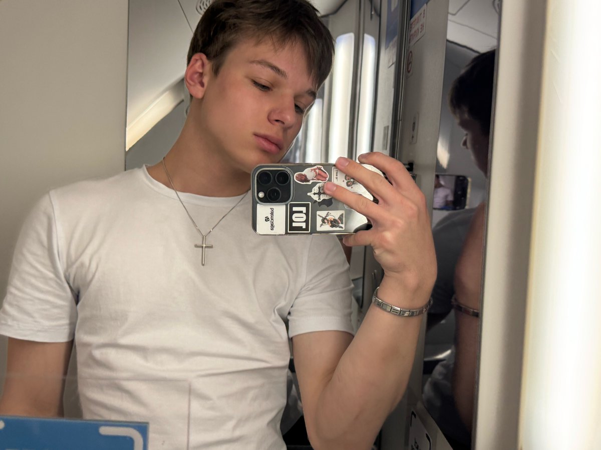 Max Cool tweet media