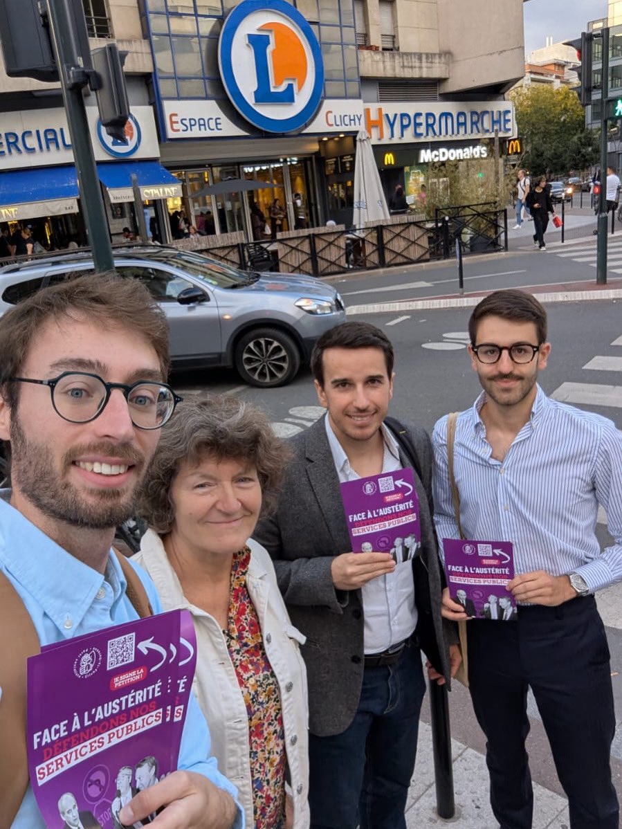 📍 Nouveau tractage ce soir devant le métro !

Nous continuons les échanges avec les Clichoises et les Clichois sur nos services publics, aujourd’hui menacés de toutes parts dans notre ville.