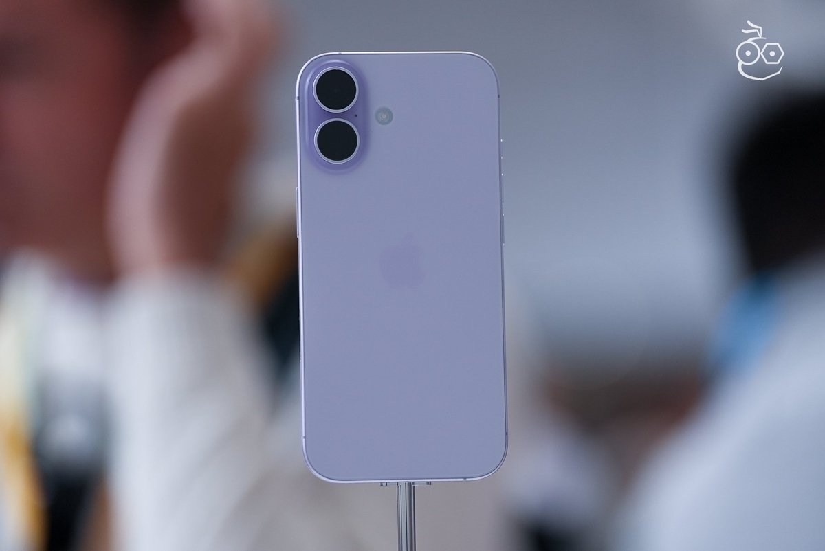 iPhonemods's tweet photo. ชมเครื่องจริง สีจริง iPhone 17 
#AppleEvent #Awedropping #iPhone17 #iPhoneAir #iPhone17Pro #iPhone17Promax https://t.co/Tyj1Tb9yyj