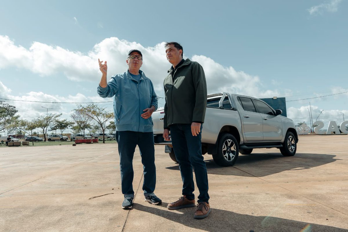 Gobierno de Misiones (@gobmisiones) on Twitter photo 🚙🌳 La selva misionera suma más protección.
🛻💪🏼 Presentamos 11 nuevas camionetas, de las cuales 9 están equipadas para llegar a los terrenos más difíciles. 
Estos vehículos van a reforzar el trabajo de guardaparques, el control forestal y el cuidado de nuestra fauna. 🚙🌳 La selva misionera suma más protección.
🛻💪🏼 Presentamos 11 nuevas camionetas, de las cuales 9 están equipadas para llegar a los terrenos más difíciles. 
Estos vehículos van a reforzar el trabajo de guardaparques, el control forestal y el cuidado de nuestra fauna.