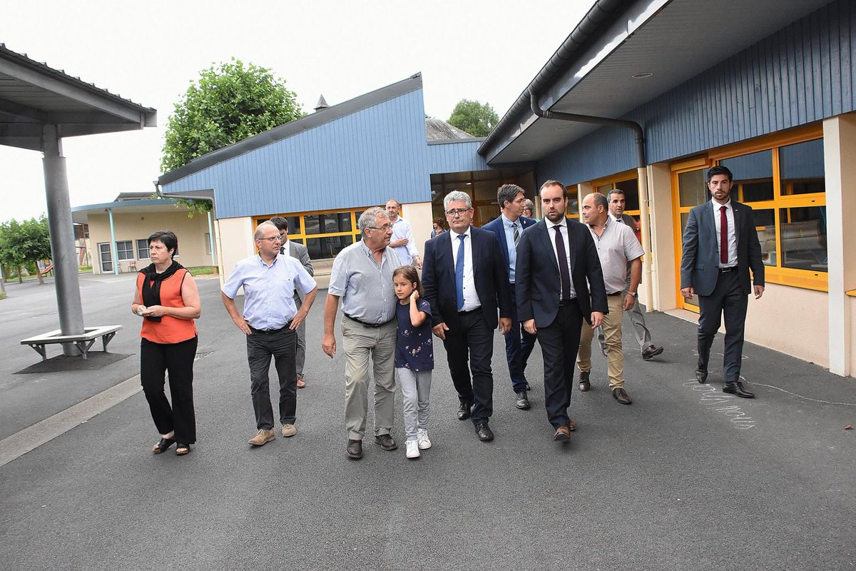 Je souhaite une pleine réussite à <a href="/SebLecornu/">Sébastien Lecornu</a> car le peuple Français en a besoin! 
Un PM venu 2 fois comme ministre, peut être une 3ème pour des annonces concrètes ou venir s’inspirer de notre méthode qui a permis le redressement des comptes du Département de la Corrèze...?