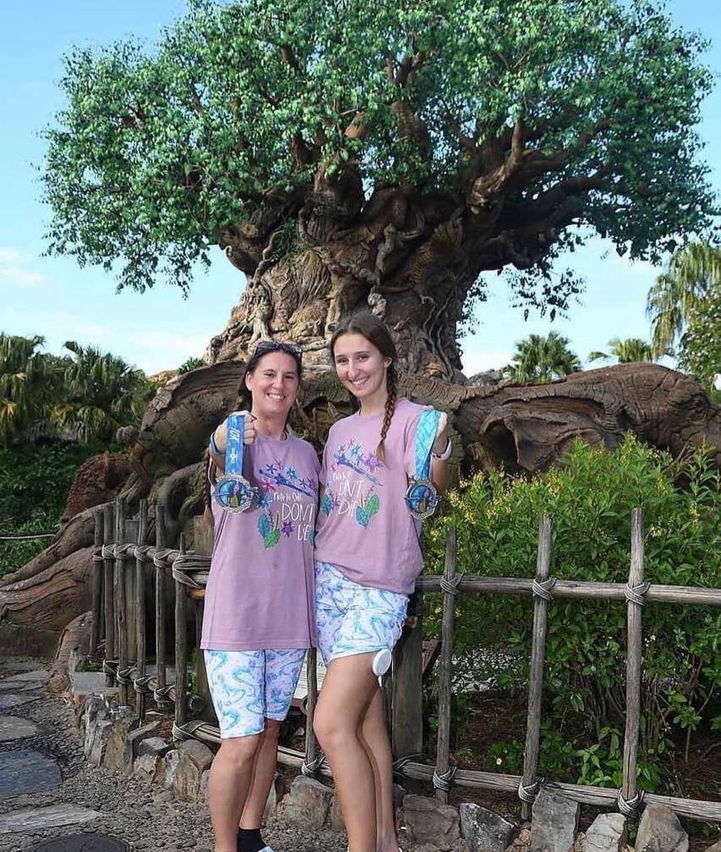 dindaemprit's tweet image. Running side by side, laughter reaching the finish line faster than our feet! 💫 Sometimes, it’s not about winning—it’s about sharing joy together. ✨#RunningWithJoy #StrongerTogether #FunRun #PositiveVibes #FinishLineEnergy