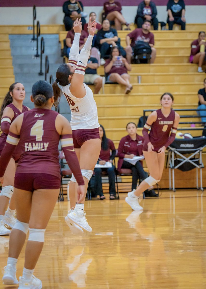 GAME DAY!!!! &amp; Parent’s Night 🌹 
Go out &amp; support your Lady Falcons ♥️

🏐 LF vs St. Joe

📅 Tuesday 9/9/25

⏰ 6:30pm

📍LFHS Gym

🎟️ Los Fresnos CISD athletics