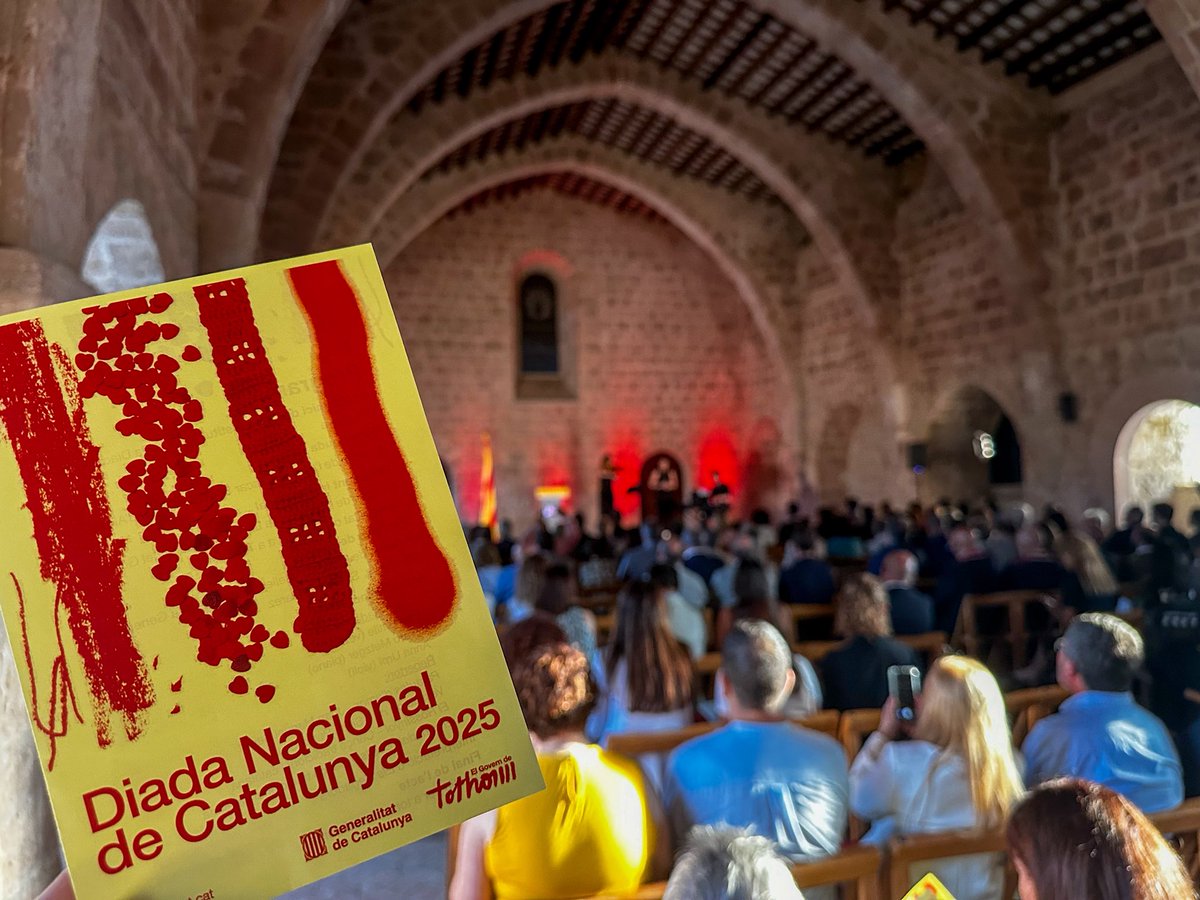 😊 Avui he assistit a l’acte institucional de la Diada Nacional de Catalunya 2025, de la Delegació del Govern a Tarragona al Reial Monestir de Santes Creus.

❤️ Defensem una Diada per tots i totes en un espai històric per commemorar plegats els valors que ens uneixen.
