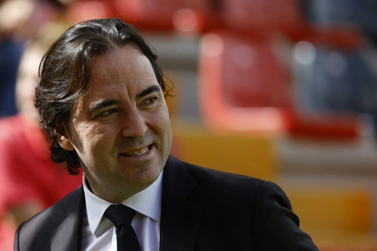 Martín Presa quiere tanto a la afición del Rayo, que la sigue matando con el precio de las entradas visitantes, donde sigue sin adherirse al acuerdo.

Maltrata a los nuestros, pero también a vuestras aficiones cuando venís a Vallecas. 

Usa la Franja como su COTO PRIVADO. BASTA.