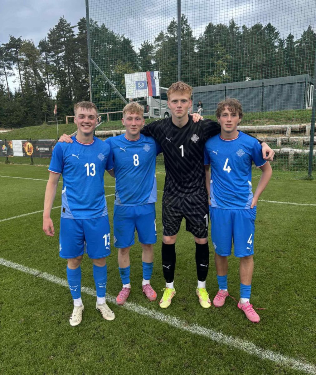 simon geir tweet media