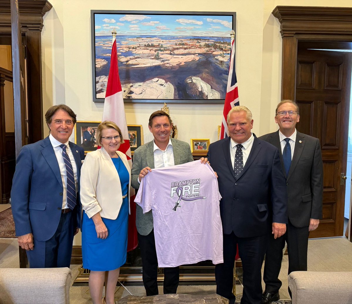 Presented the first <a href="/BPFFA1068/">Brampton PFFA</a> <a href="/OslerFoundation/">William Osler Health System Foundation</a> shirt to Premier <a href="/fordnation/">Doug Ford</a> at Queens Park today along with <a href="/DrFrankMartino/">Dr. Frank Martino</a>, health minister <a href="/SylviaJonesMPP/">Sylvia Jones</a> and <a href="/KenMayhew1/">Ken Mayhew</a>. 

I encourage all residents to purchase a shirt to support building our 2nd hospital and regional cancer