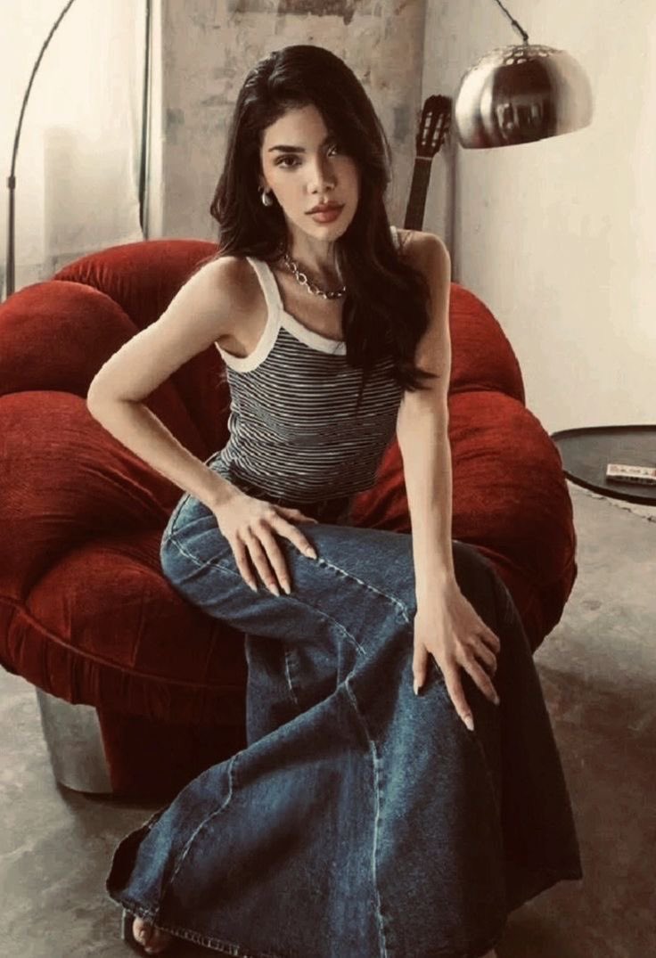 keniniexclusive's tweet image. Kenia no podrá asistir como invitada al concierto de “Las Mujeres Ya No Lloran” este 18 de septiembre debido a que asistirá a la semana de la moda en NYC.