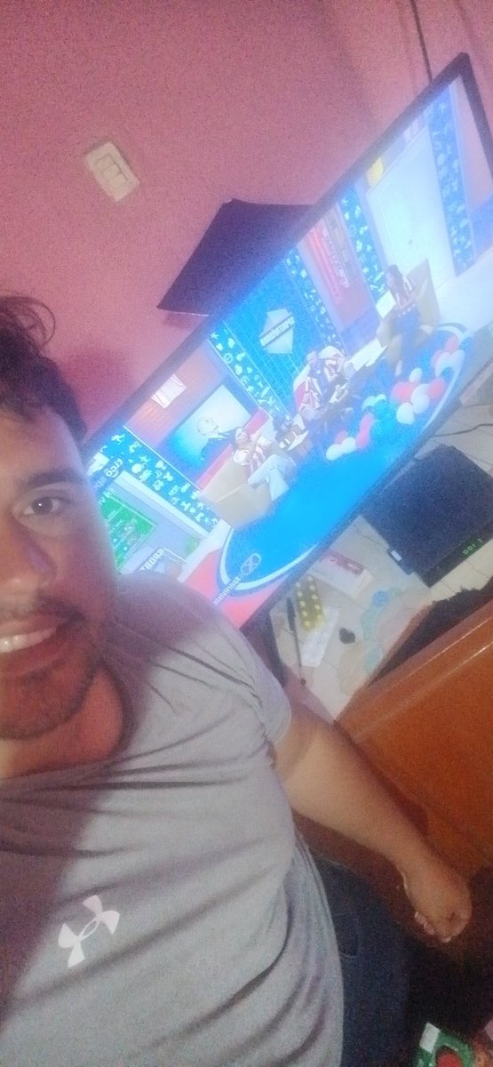 nelsonrenealmad's tweet photo. Yo quiero la camiseta #SportivisimoPY  @TigoSportsPY https://t.co/gIl7MMw9Kg