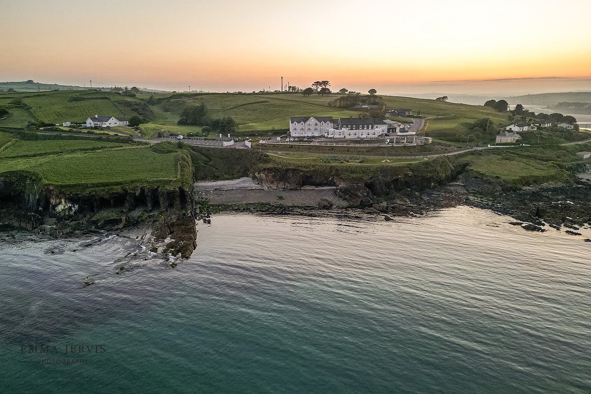 We are making the most of the evening sunshine over Clonakilty Bay these days!

#DunmoreHouse #WestCork #ClonakiltySoul