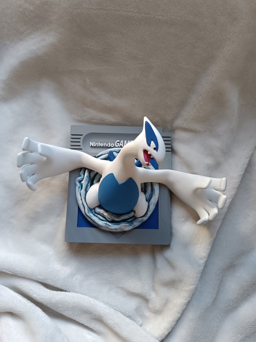 EntreManchas's tweet photo. Lugia, guardian de los mares. ♥️ https://t.co/IkxF1MDg5u