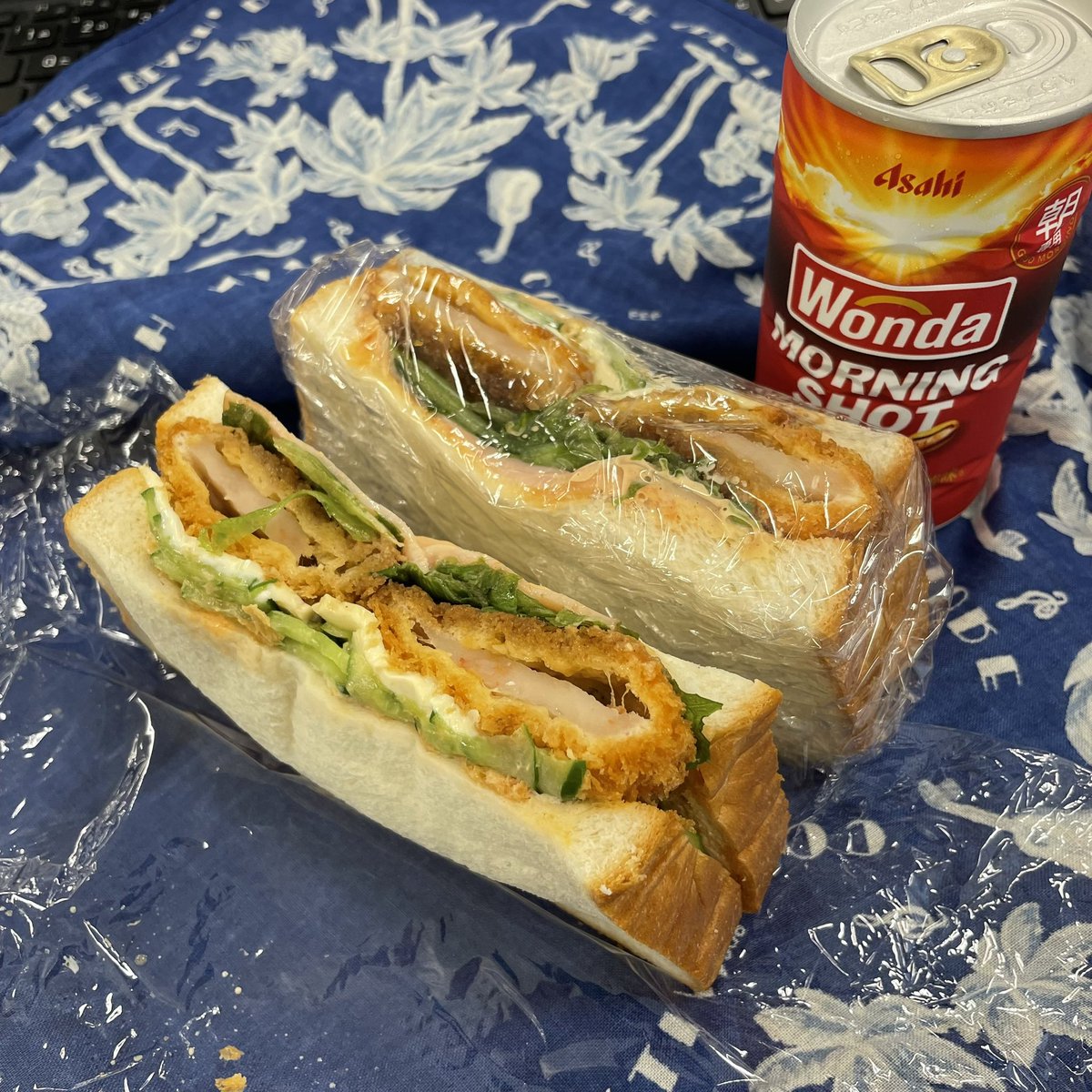 #3good 9/9 おひさま出ている間はまだ暑い火曜日

🎗出社日、外部審査のインタビューを受けたり

🎗️今日もエビカツサンド持参にて🥪

🎗️夜はアメリカ駐在の同期が一時帰国で飲み会🍻