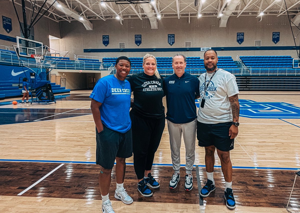 Great to have <a href="/BillAnnan/">Bill Annan</a> at practice today. Love his character and energy. Truly one of the best in the bizz! <a href="/ORUWBB/">ORU W. Basketball</a>