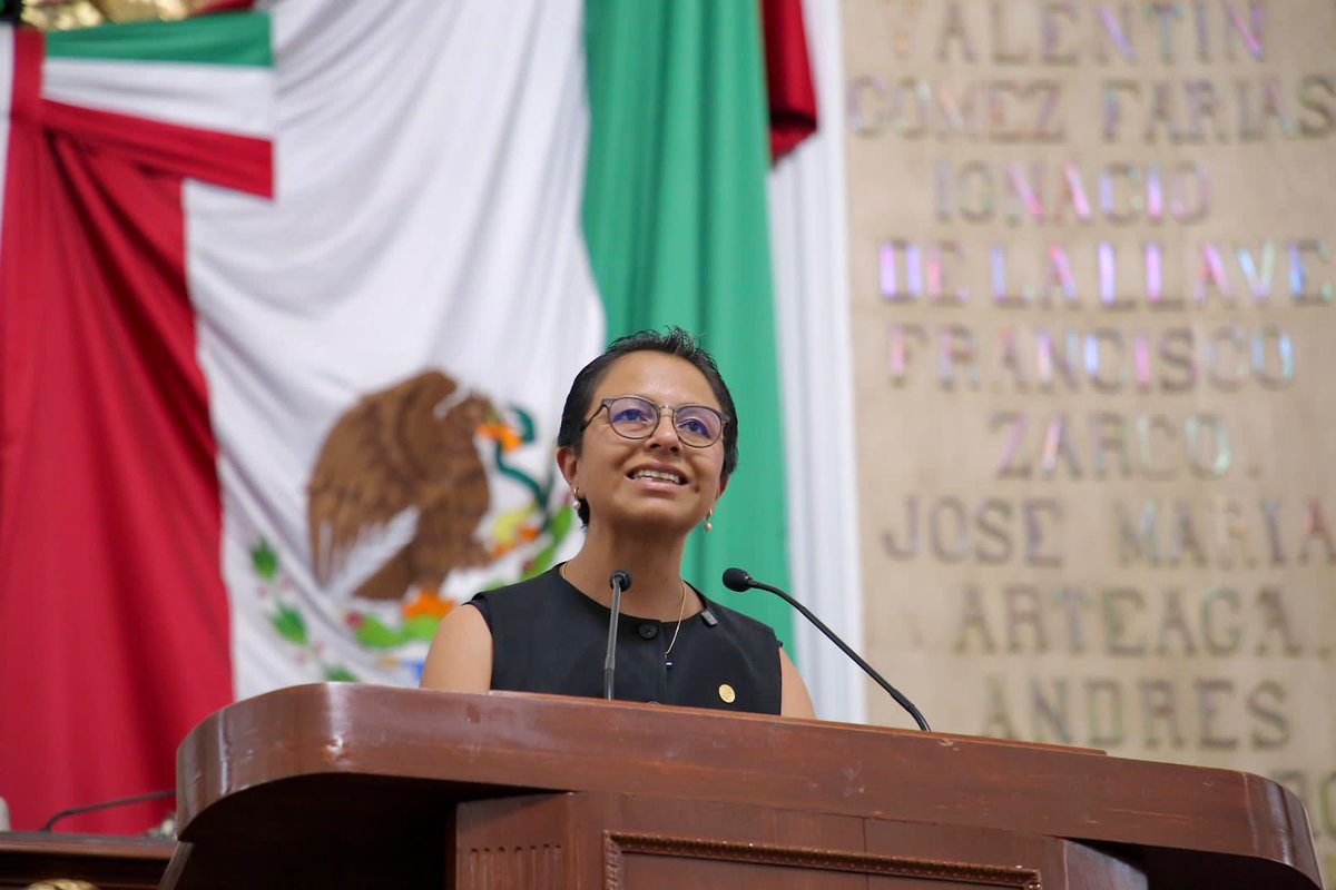 #Importante 🔴Liz Salgado, Diputada del PAN en el Congreso capitalino, exhortó al Gobierno de la Ciudad de México, a través de las Secretarías de Obras y Servicios y de Gestión Integral del Agua para que, en coordinación con los gobiernos de las 16 alcaldías, se implemente un