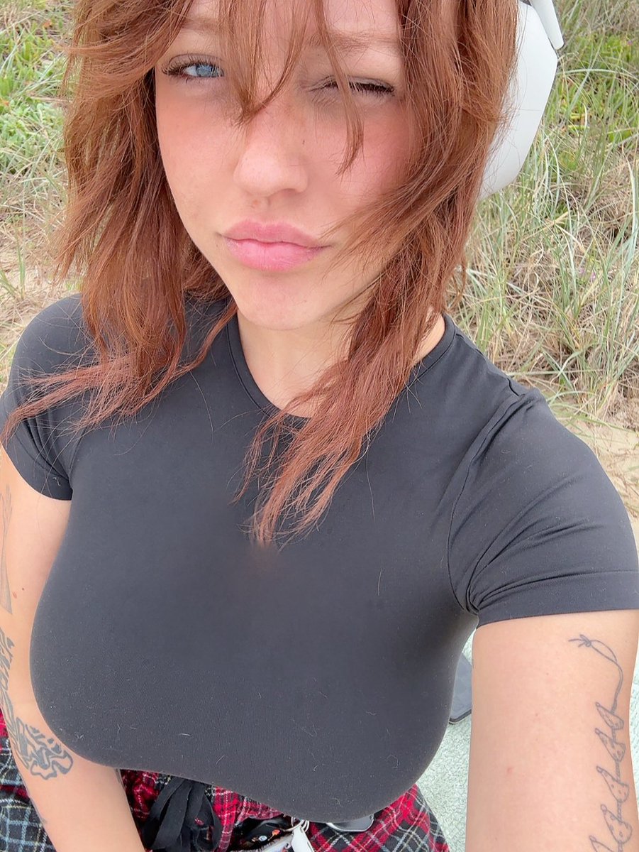 Sabrina Nichole🍉 tweet media