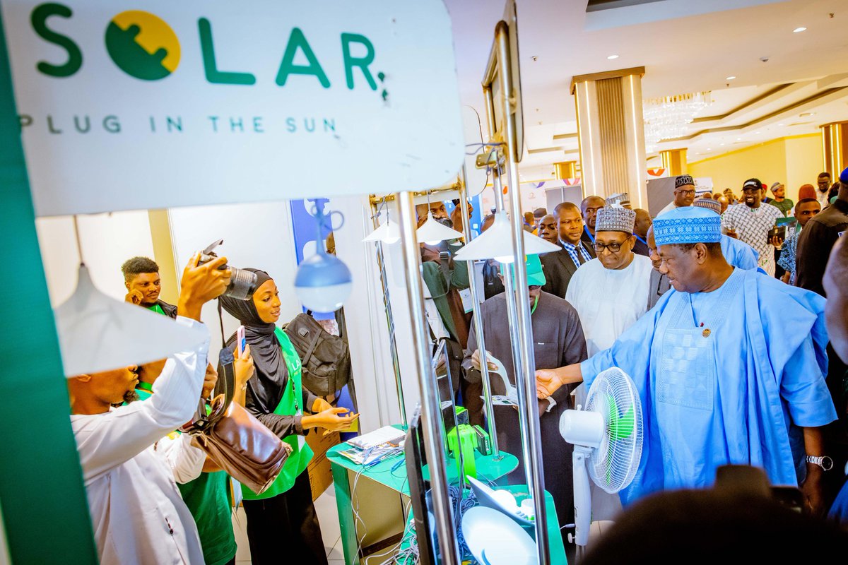 SGFAkume's tweet image. Today, I had the honour of representing President Bola Ahmed Tinubu at the National Stakeholders Dialogue on Power in the Health Sector. The President’s message was clear: no hospital should be in darkness. Lives are at stake, and we must act urgently.