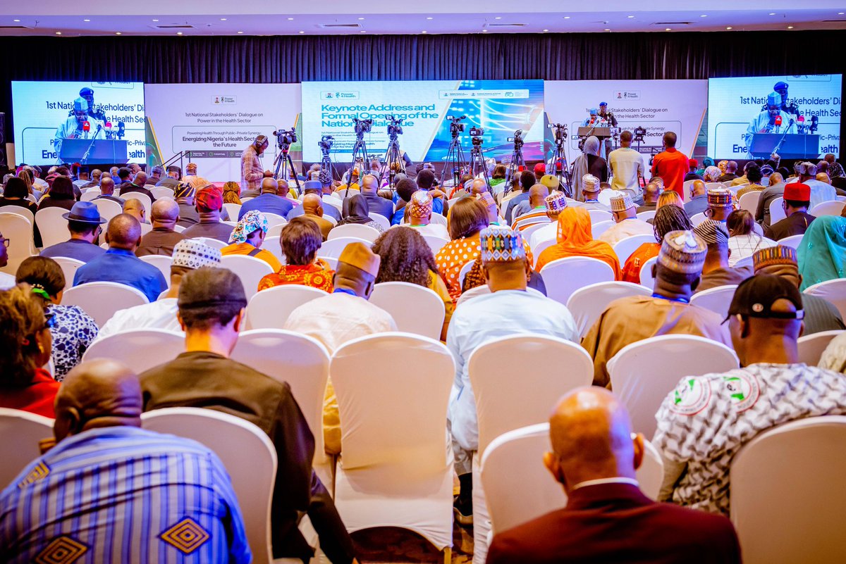 SGFAkume's tweet image. Today, I had the honour of representing President Bola Ahmed Tinubu at the National Stakeholders Dialogue on Power in the Health Sector. The President’s message was clear: no hospital should be in darkness. Lives are at stake, and we must act urgently.