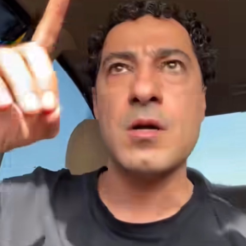 میگن اسرائیل دوحه رو زده، دارم به سفر قطر میکنم امیدوارم درست نباشه🤨