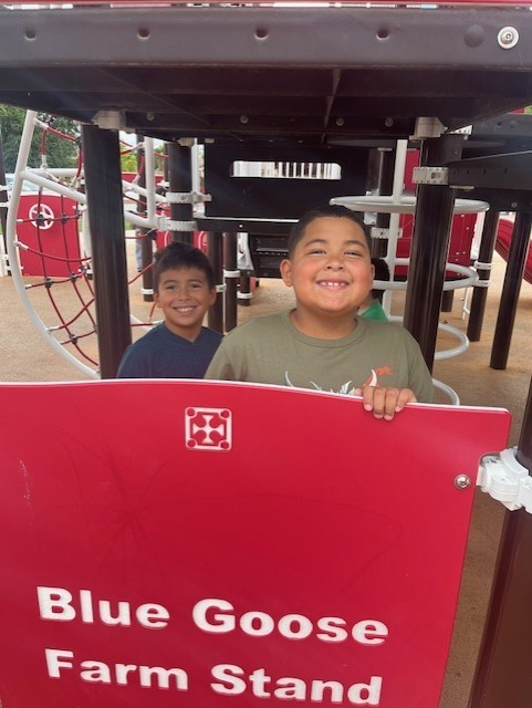 HarvestGroveVA's tweet photo. 🌟Elementary Park Meet-Up! 🌟
We had the BEST time at Blue Goose Park! 🛝💦
Sliding, splashing, laughing, and playing with friends — what a fun day to be outside! ☀️😊
Thank you to everyone who came out to play and made it so special! 💕
#ParkFun #FriendsAndPlay #BlueGoosePark https://t.co/SW4Hc8KE43