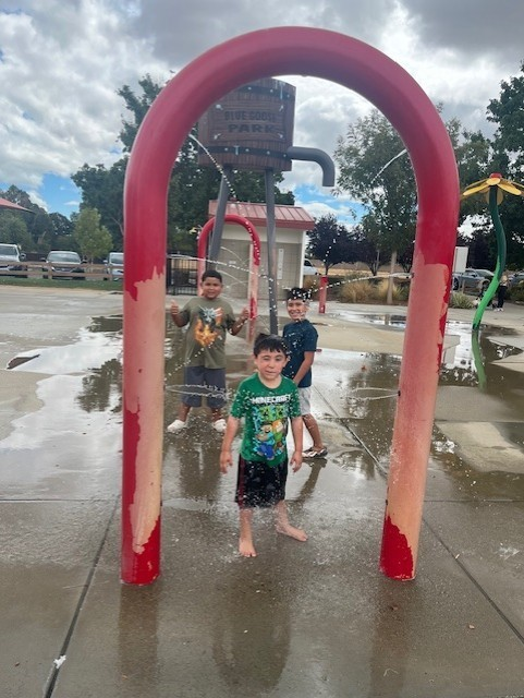 HarvestGroveVA's tweet photo. 🌟Elementary Park Meet-Up! 🌟
We had the BEST time at Blue Goose Park! 🛝💦
Sliding, splashing, laughing, and playing with friends — what a fun day to be outside! ☀️😊
Thank you to everyone who came out to play and made it so special! 💕
#ParkFun #FriendsAndPlay #BlueGoosePark https://t.co/SW4Hc8KE43