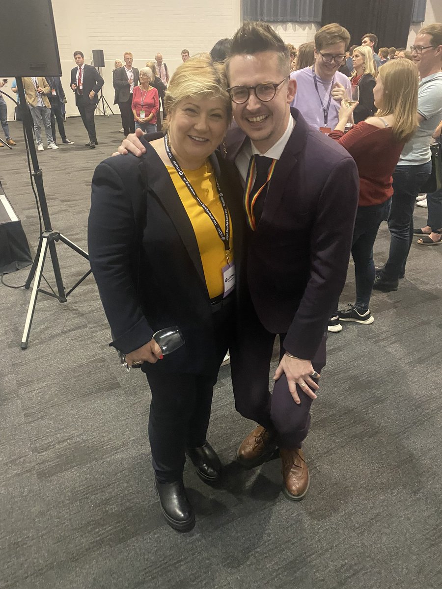 You’ll have my vote <a href="/EmilyThornberry/">Emily Thornberry</a> ❤️🌹