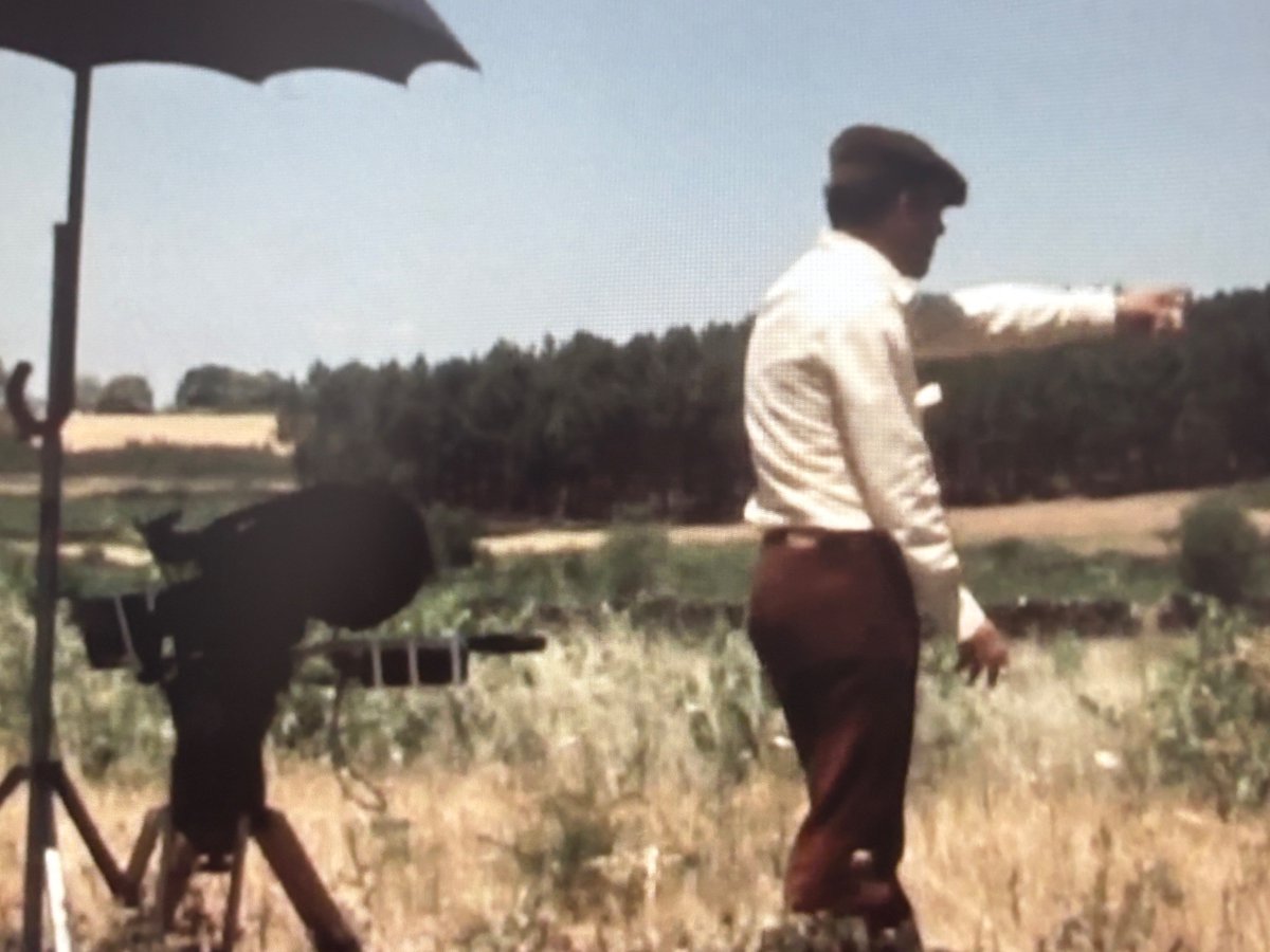 More treasures from RTP Arquivos-
A 1981 TV segment on the filming of Ana.
arquivos.rtp.pt/conteudos/ecra…