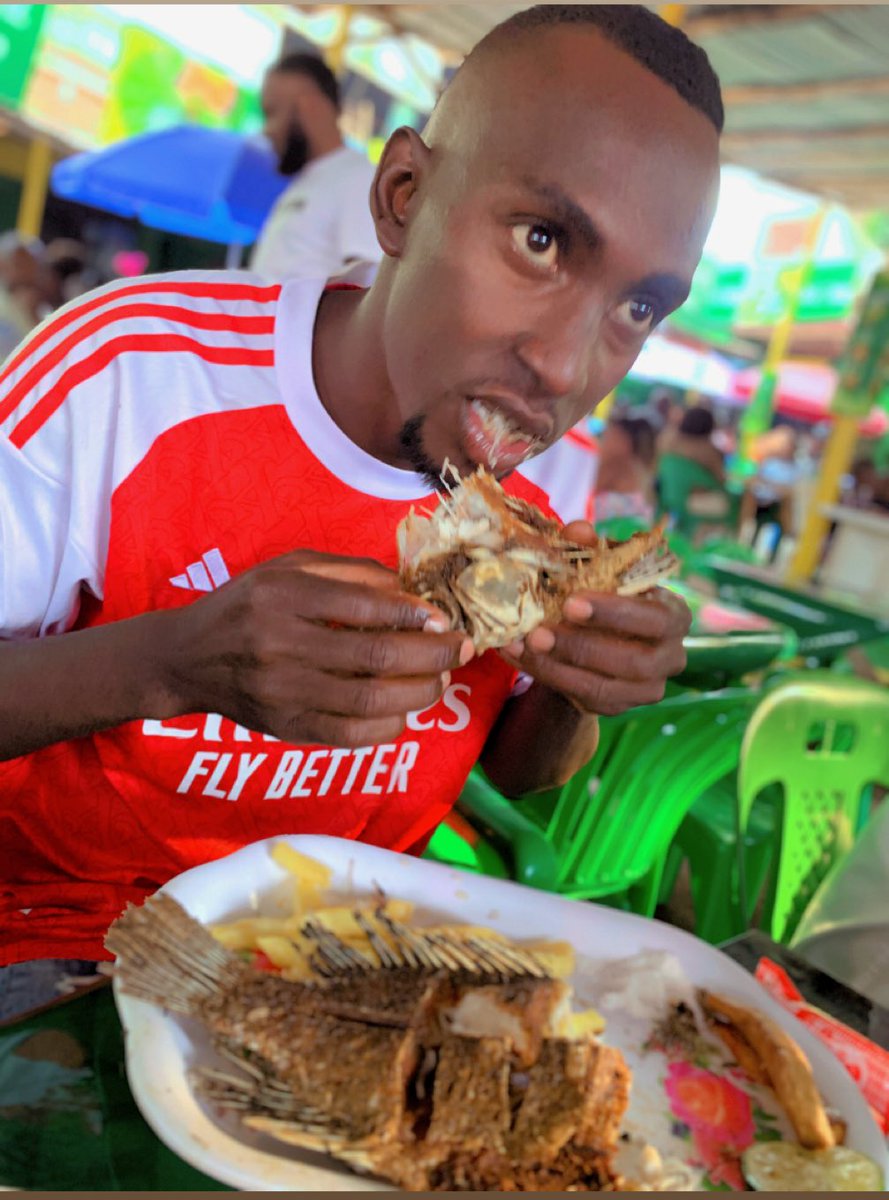 Rct_Kansanga's tweet image. 💥 Fish Day Out = SUCCESS! 
Members showed up, enjoyed to the fullest, and we sealed the day with an amazing boat cruise 🚤🌊💫

#ServewithFun #Itstimetojoinrotaract 
#FishdayOut