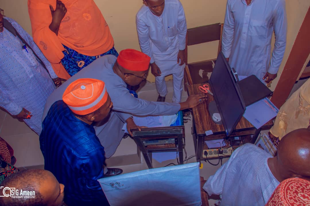 Yesterday, I had the privilege of visiting the Fagge (L.E.A), where I interacted with the Education Secretary and staff to assess ongoing activities.

As part of the visit, I inspected A’isha Shehu, Muh'd Vice Adamu (MVA) Schools, and the Computer Center within the L.E.A. 

~MBS