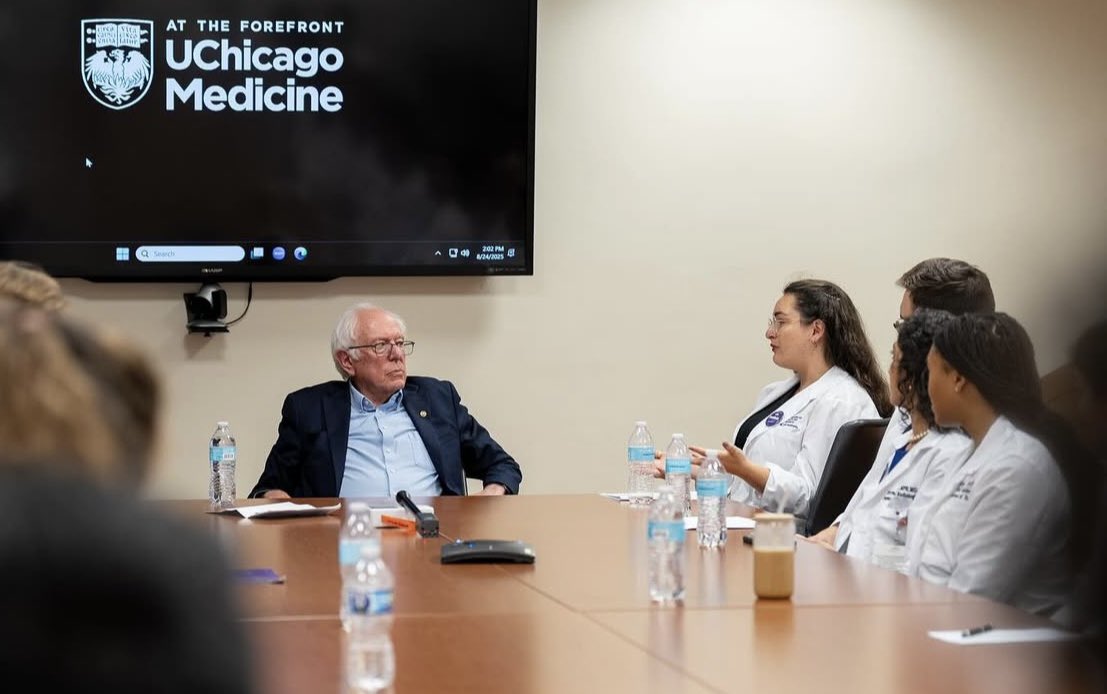 UICIMEM's tweet photo. Dr. Alberti, PGY-5, recently facilitated a discussion with US Senator Bernie Sanders and other local residents regarding working conditions, mental health, patient care, and the big beautiful bill. Thank you, Dr. Alberti! https://t.co/tPkhfG0WfD