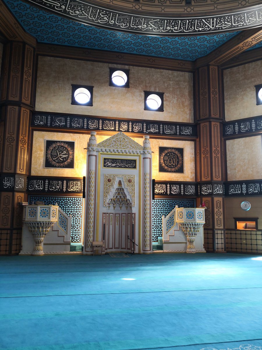 doktor_cocuk's tweet photo. @osmnallmdr Trabzon Sultan Murat Yaylası Camii https://t.co/attbDidsyu