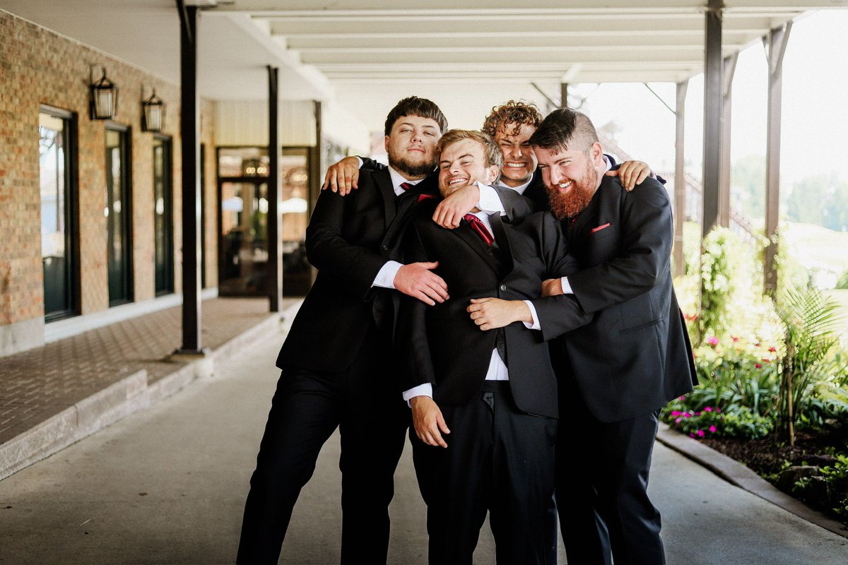 the commissioner 🏁 tweet media