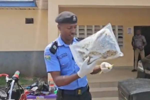 Delta Police Bust Drug Ring Using Dispatch Riders, Hotels As Cover -  njenjemedia.com/delta-police-b…