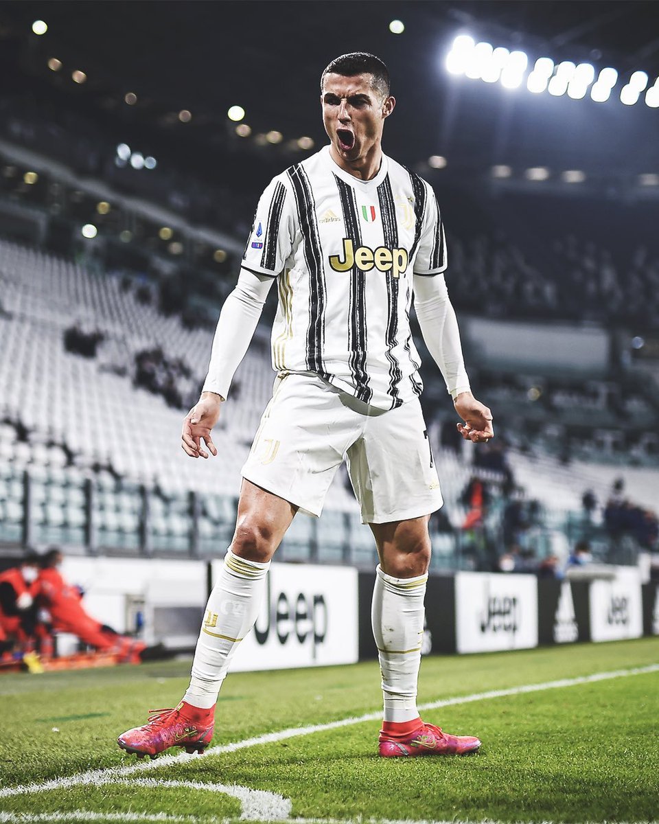 SIIIUUUUU 🇵🇹
CR7 ✨