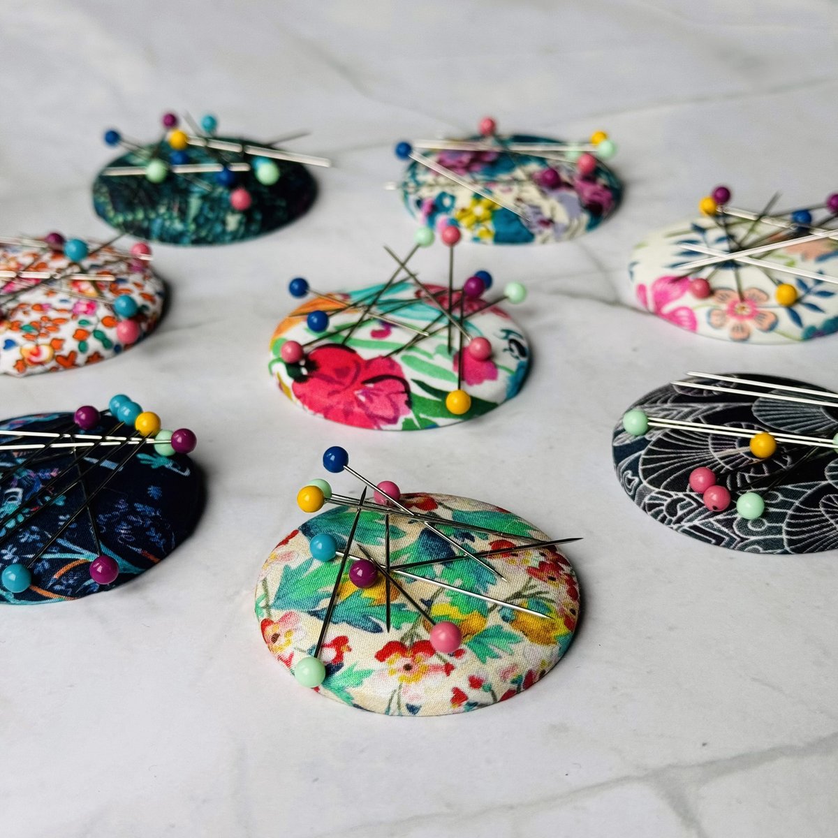 ilovebigbuttons's tweet image. 🍁 Fall Crafting Must-Haves!
🍂 #KeyFobHardware – Personalized keychains for back-to-school, gifts, or football season spirit gear.
🍂 #CoverButtons – Fabric-covered buttons are a fun way to add flair to clothing, handbags, or even decorative magnets!
ilikebigbuttons.com