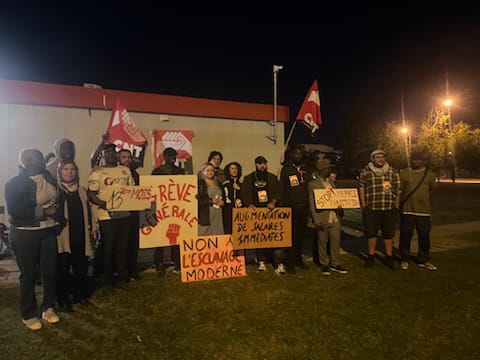 Nos camarades sous-traités par Atalian sur le site agro-alimentaire Vitacuire de Meyzieu (69) sont tellement bouillants qu'ils démarrent le #10septembre la veille 😉 En grève #Onbloquetout ✊

Le piquet de grève reprendra à 8h mercredi 👉 cnt-so.org/nettoyage-grev…

Suite du fill ⤵️